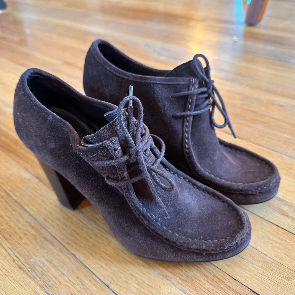 Ralph Lauren brown suede heels